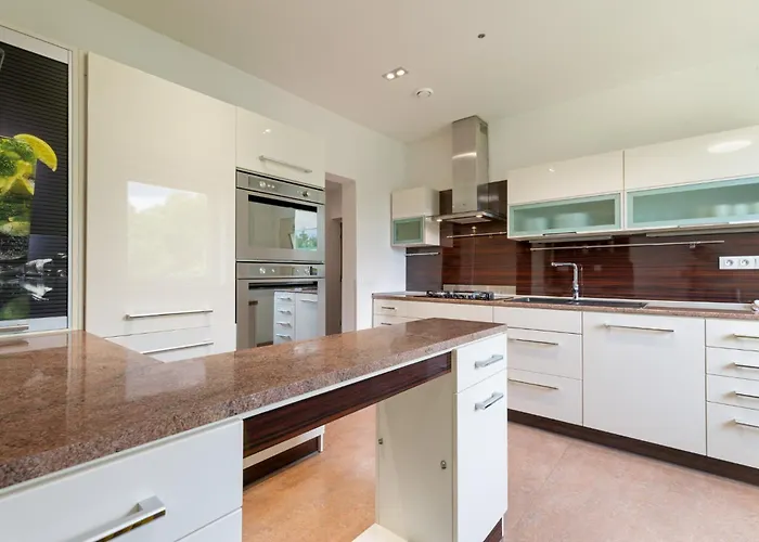 Moon Gasthof Ostrava